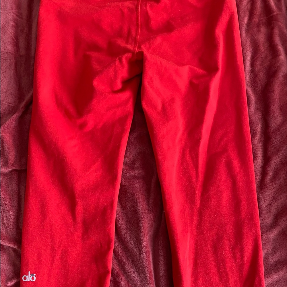 ALO Yoga Cropped Leggings